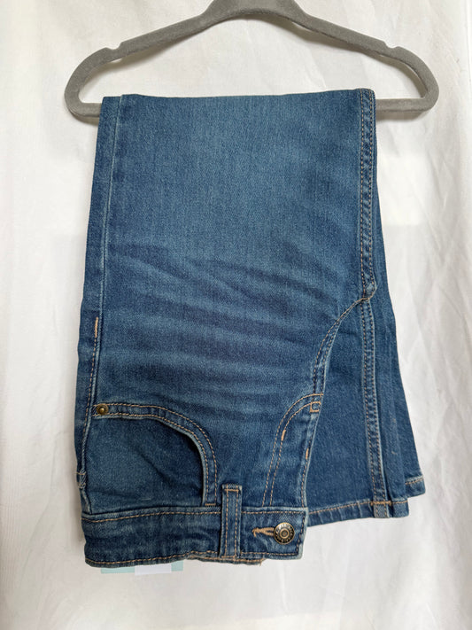 Relaxed Straight Jean