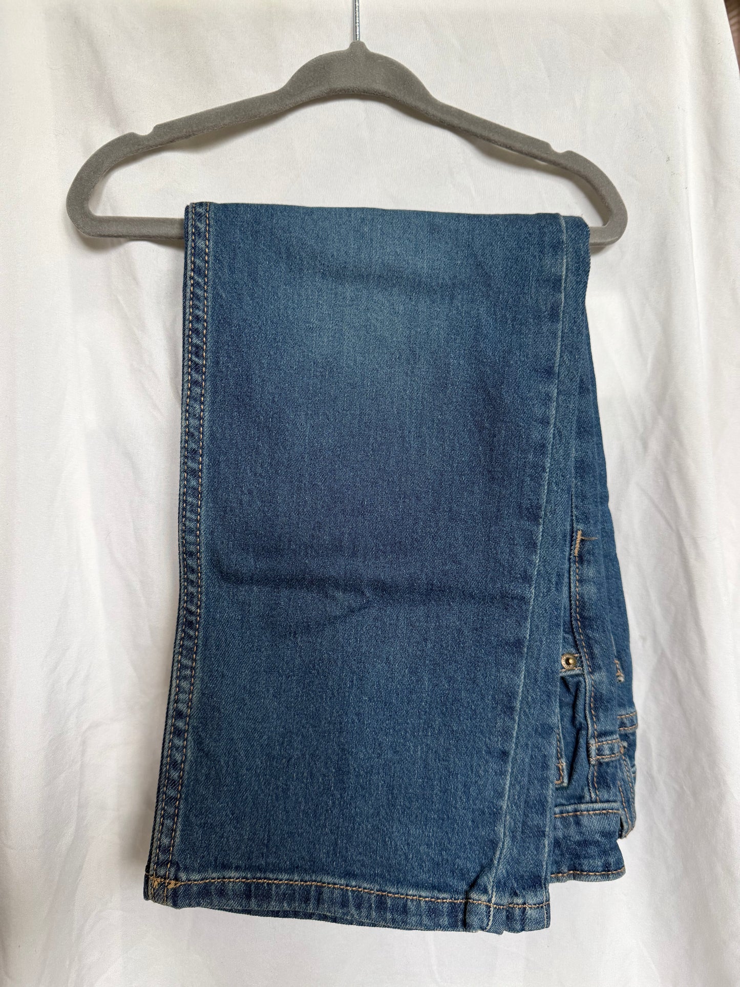 Relaxed Straight Jean